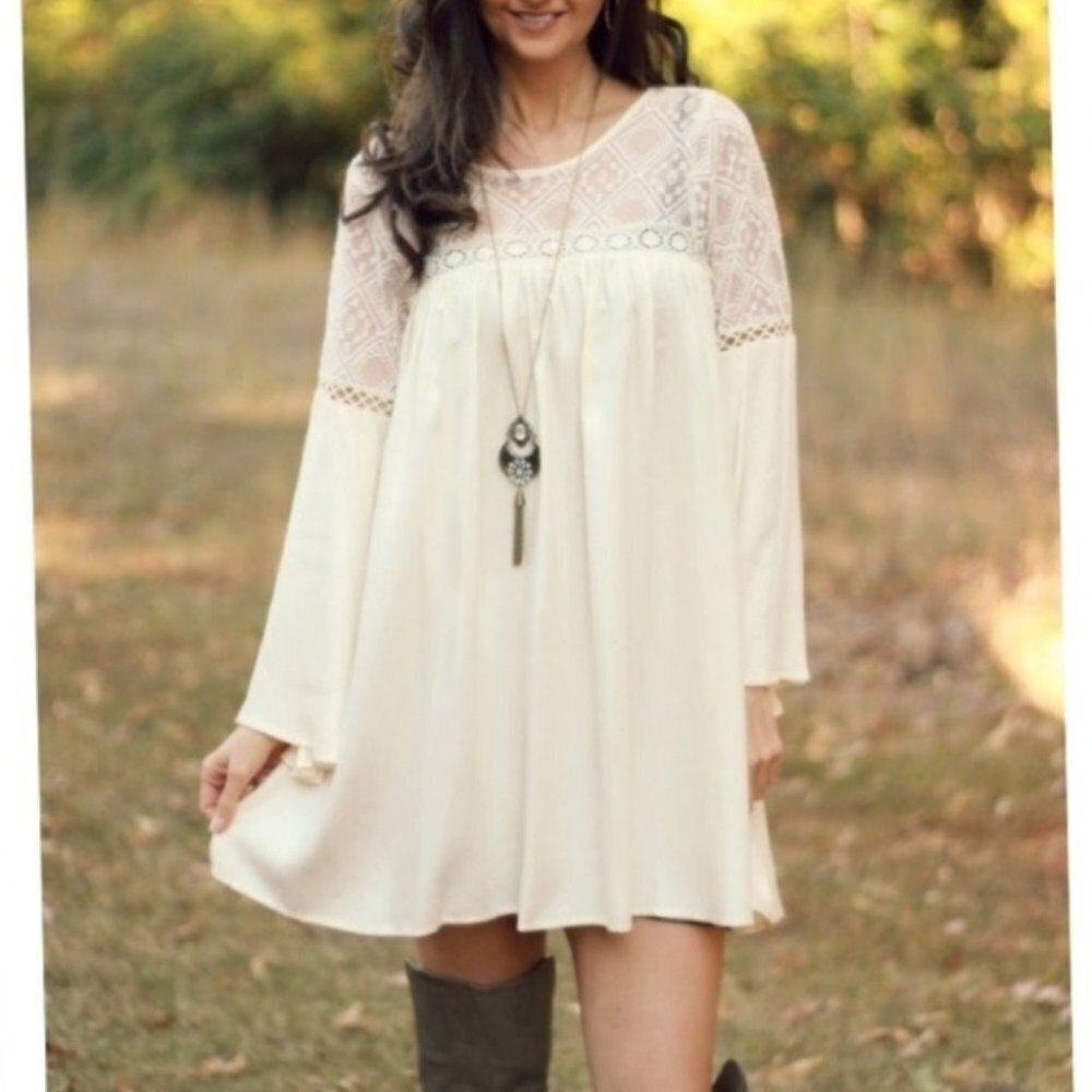 Umgee Boho Lace Top Bell Sleeve Baby Doll Cream Dress